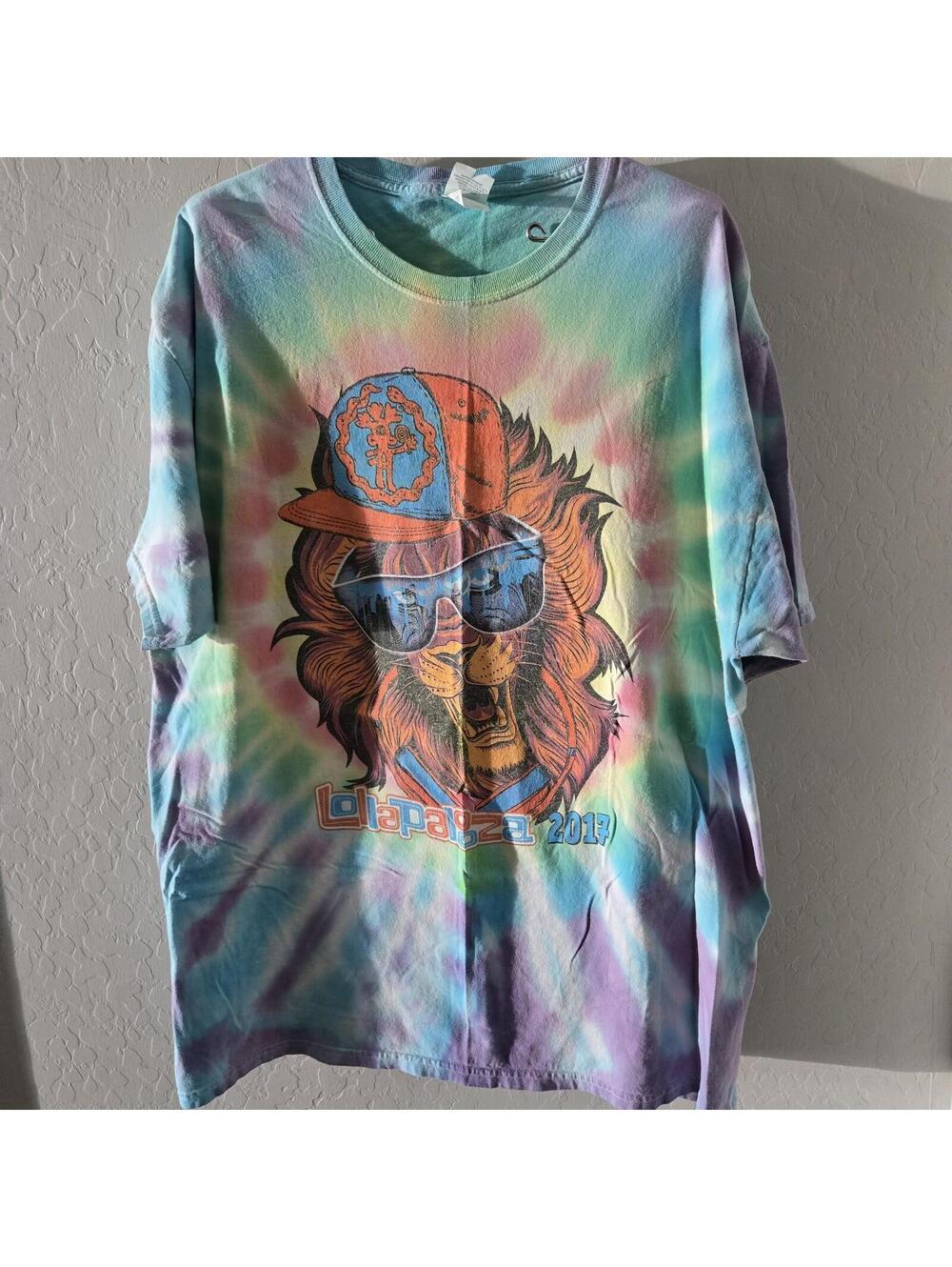 Lollapalooza 2017 Lion Tiedye Graphic Concert Tee Unisex XL Faded